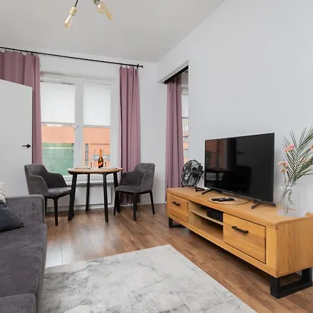 Апартаменты Charming Old Town By Renters *